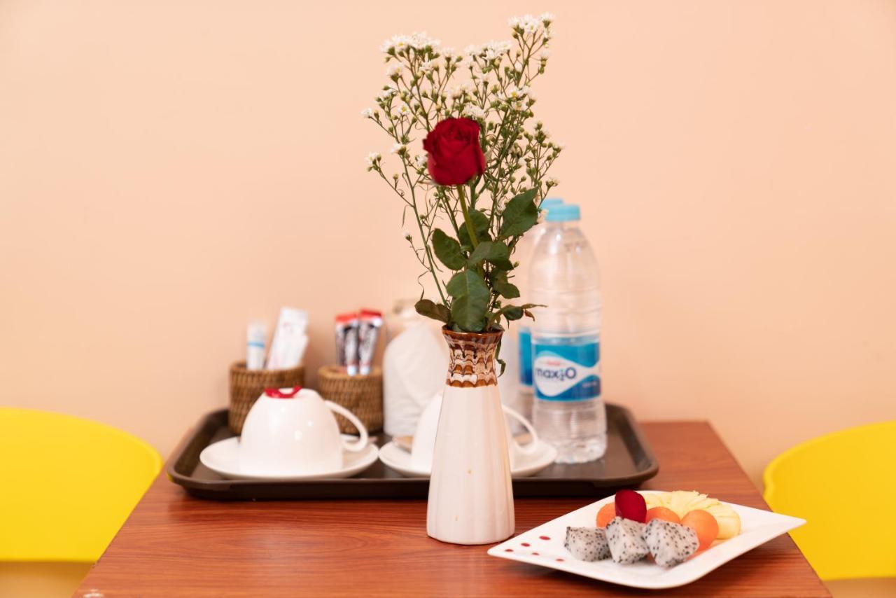 Hotel Chicago Yangon Luaran gambar